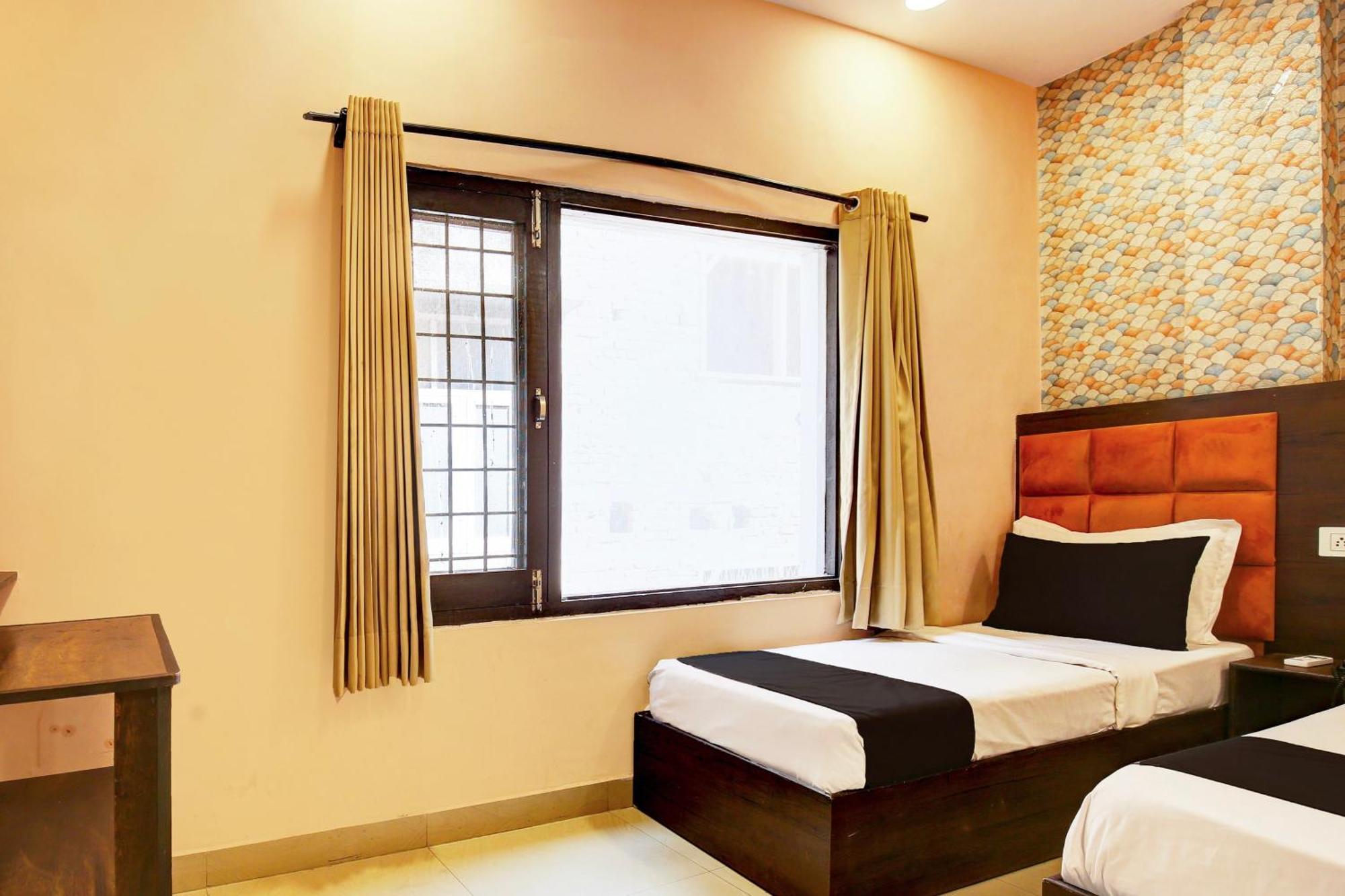Hotel O Pink Residency อัมริตสา ภายนอก รูปภาพ